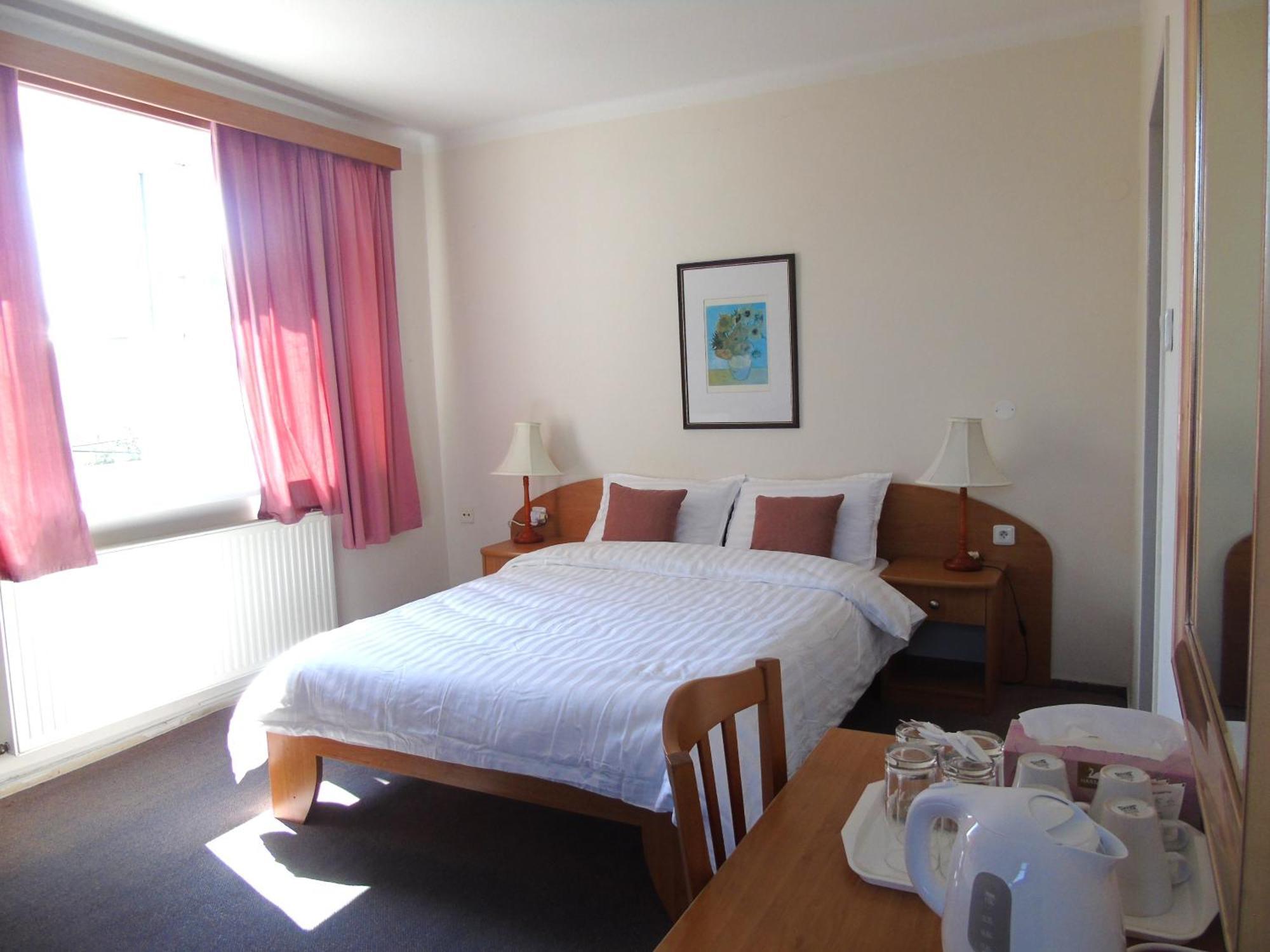 Toris Inn Тршинец Экстерьер фото